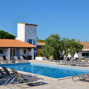 mas-de-calabrun.fr-provencehotel.com/